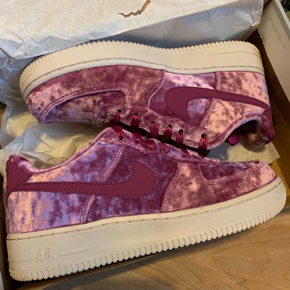 SOLD OUT ❌Nike Velvet Air Force 1 LV8 - Picture 8 of 8
